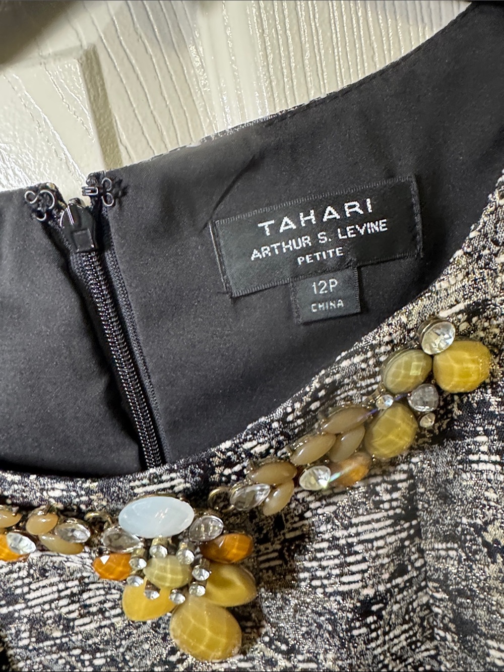Tahari ASL Black & Cream Paisley Shift Dress - Picture 3 of 5